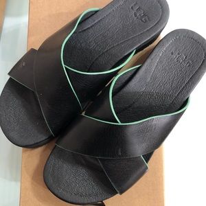 UGG Kari